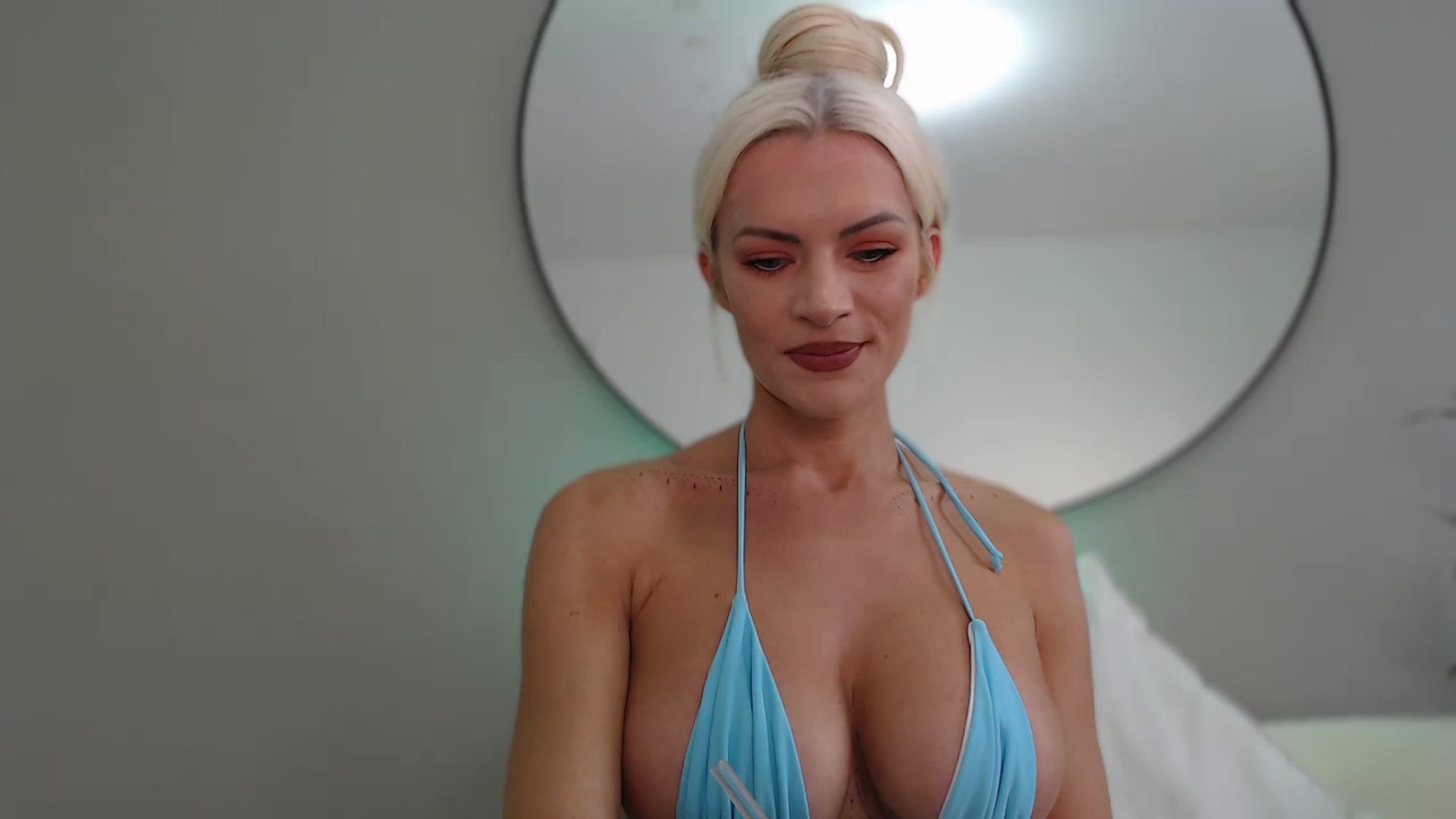 Gallery image thumbnail from Stormi_Mack_x's myfreecams stream on, 10/13/2024, 08:16 image 1 of 20