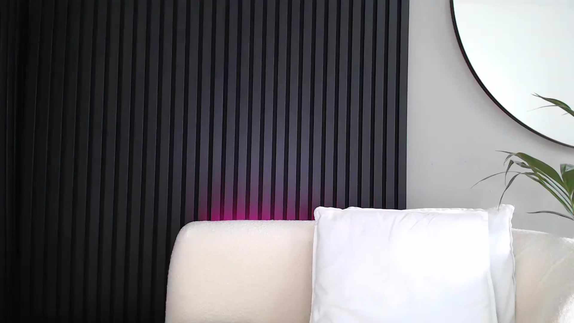 Gallery image thumbnail from Stormi_Mack_x's myfreecams stream on, 10/23/2024, 10:22 image 1 of 20