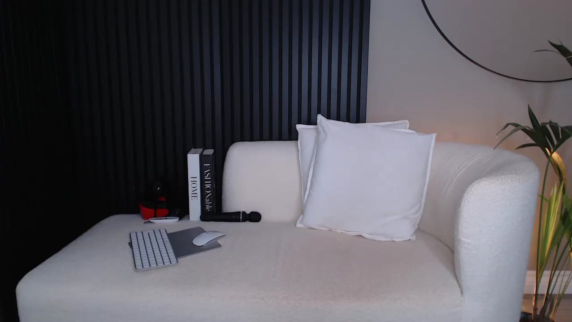 Gallery image thumbnail from Stormi_Mack_x's myfreecams stream on, 01/17/2025, 14:20 image 8 of 20