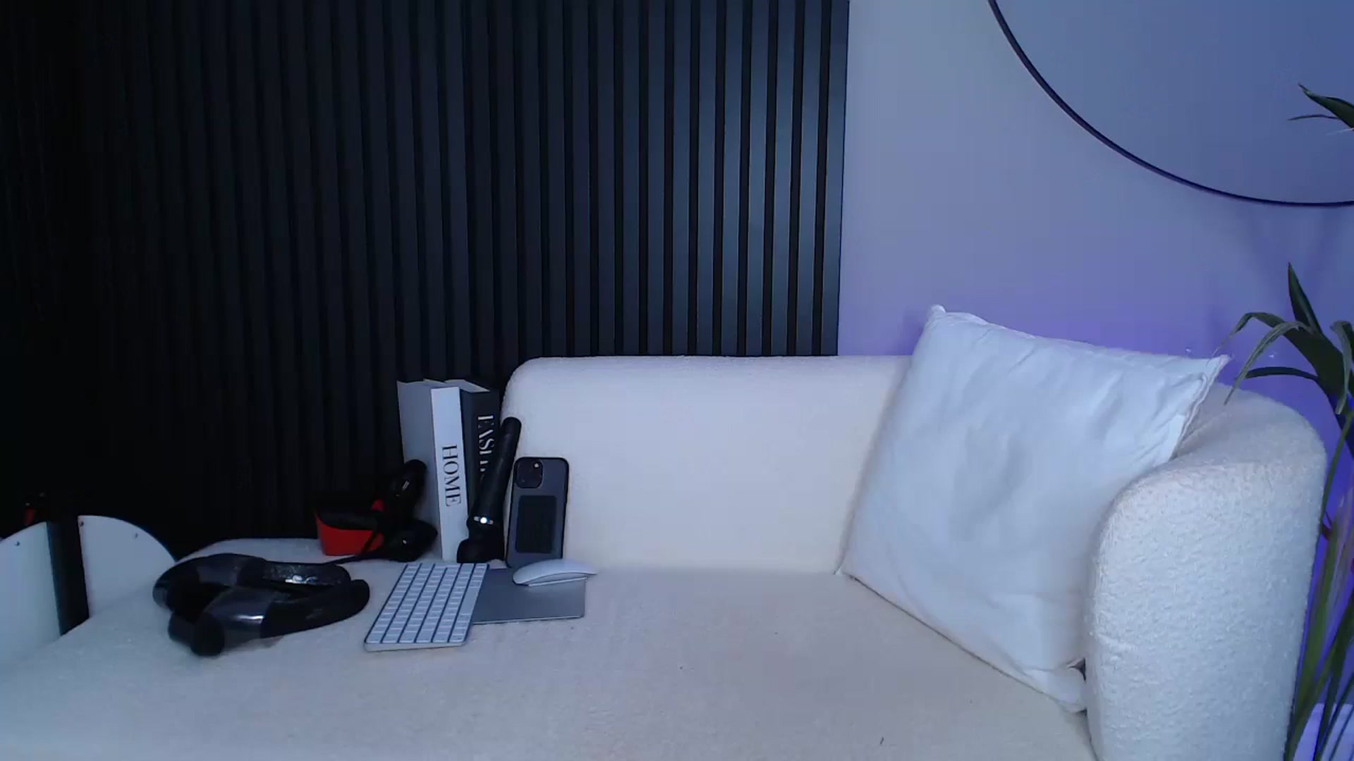 Gallery image thumbnail from Stormi_Mack_x's myfreecams stream on, 02/17/2025, 12:02 image 19 of 20