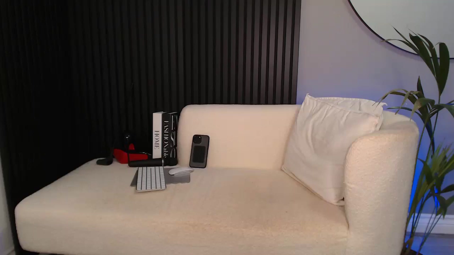 Gallery image thumbnail from Stormi_Mack_x's myfreecams stream on, 03/06/2025, 18:37 image 8 of 20