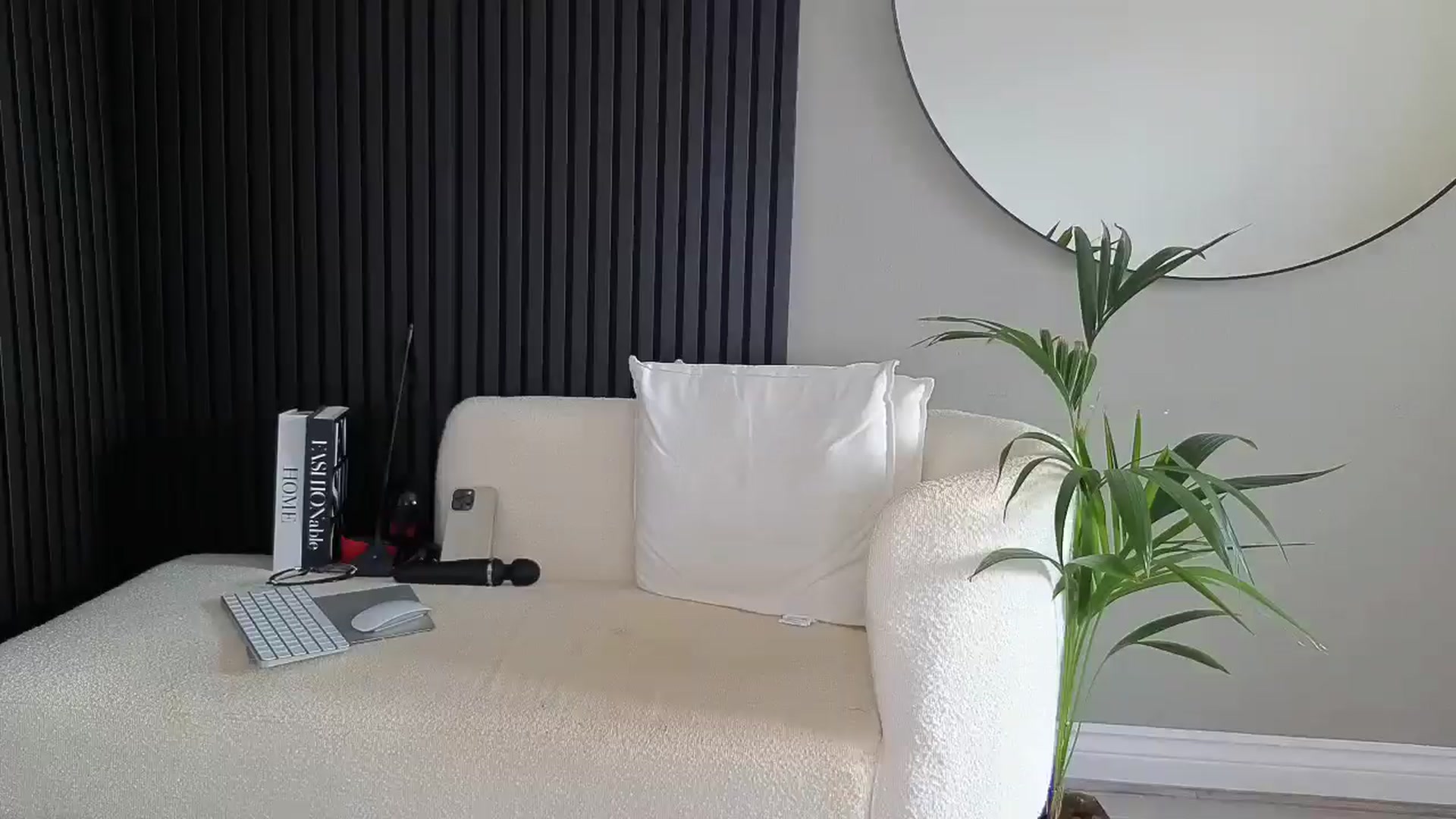 Gallery image thumbnail from Stormi_Mack_x's myfreecams stream on, 08/16/2025, 11:14 image 4 of 20