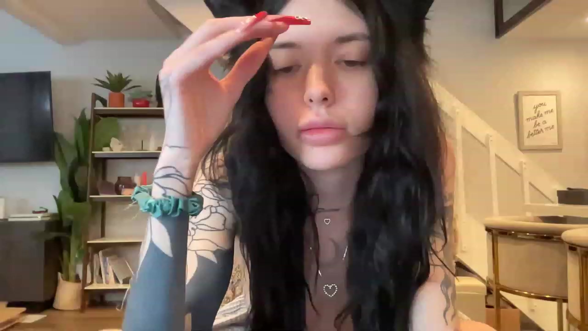 Gallery image thumbnail from Stormy's myfreecams stream on, 12/30/2022, 24:04 image 9 of 20