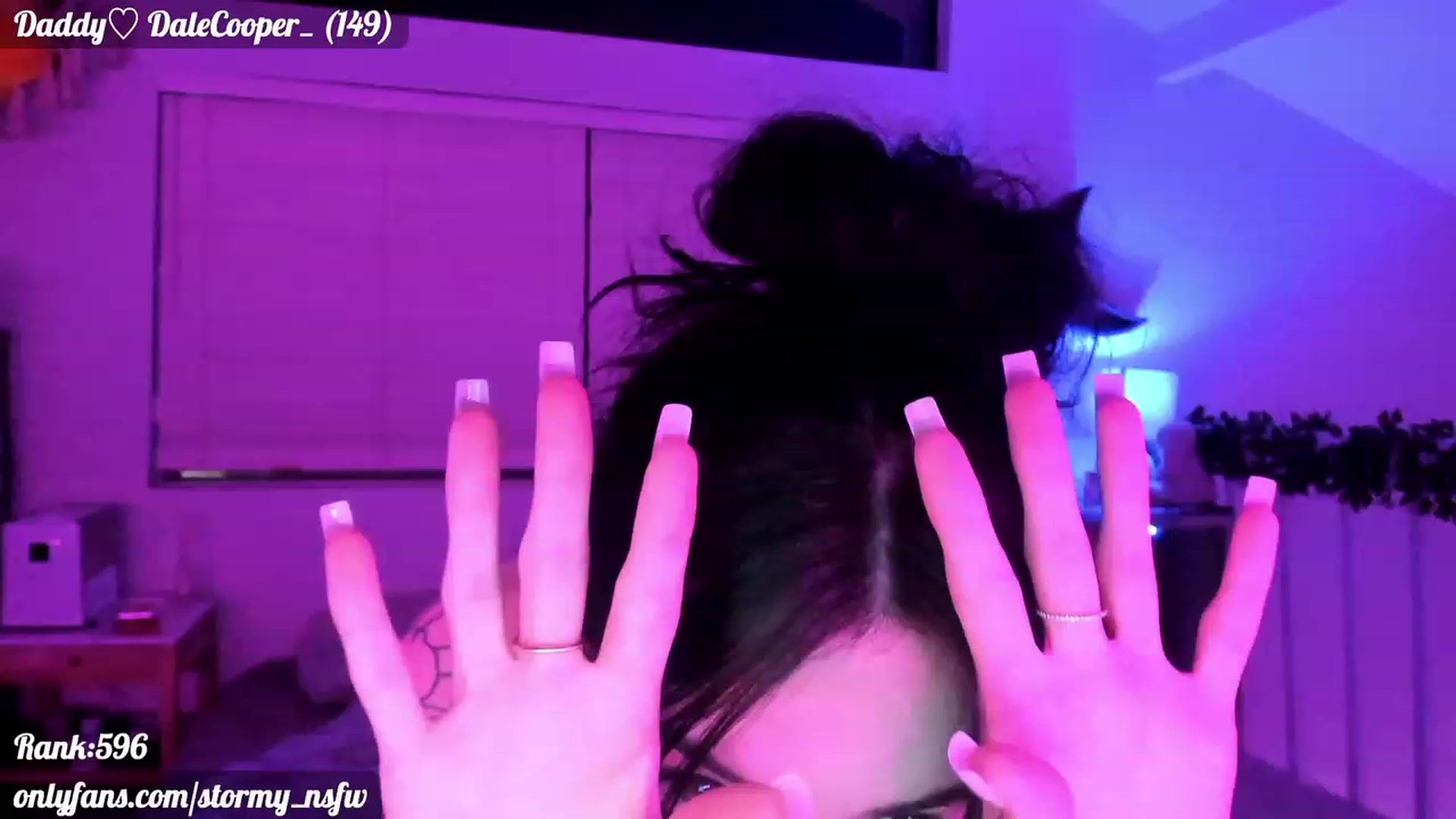 Gallery image thumbnail from Stormy's myfreecams stream on, 02/19/2023, 04:22 image 4 of 20