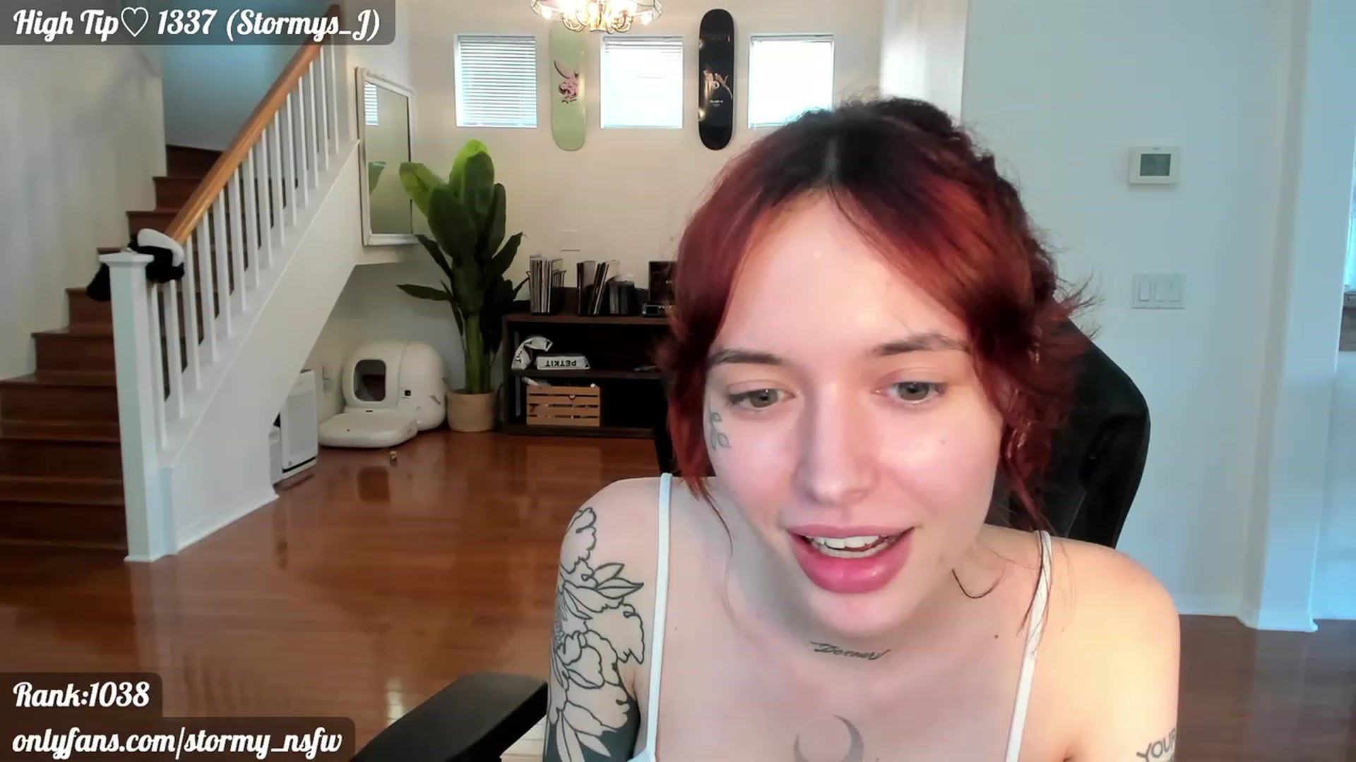 Gallery image thumbnail from Stormy's myfreecams stream on, 06/03/2023, 02:22 image 18 of 20