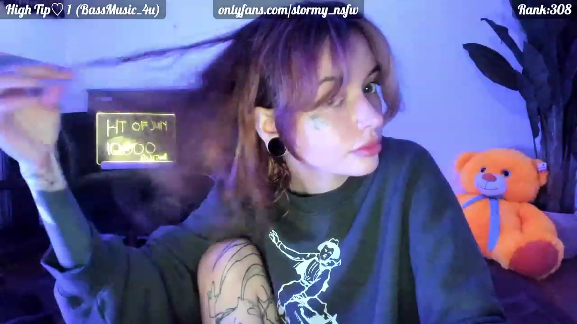 Gallery image thumbnail from Stormy's myfreecams stream on, 07/12/2023, 06:03 image 5 of 20