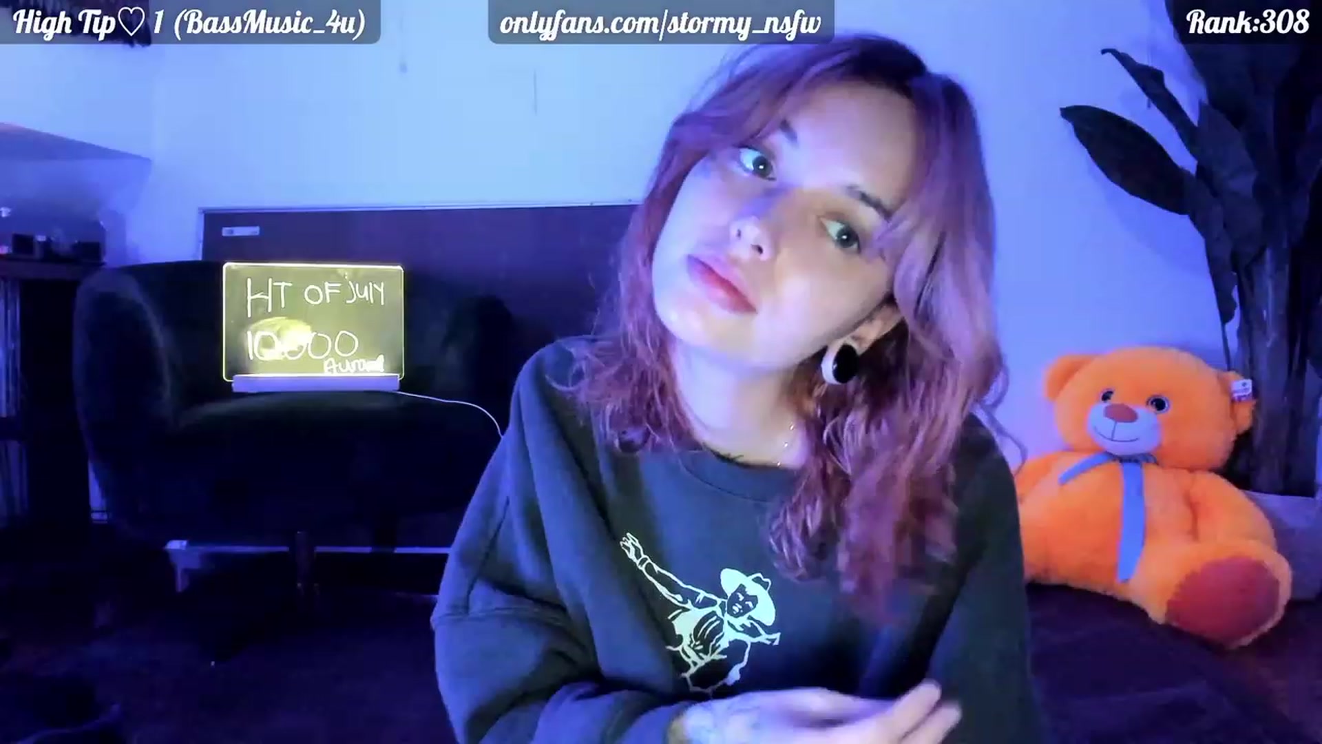 Gallery image thumbnail from Stormy's myfreecams stream on, 07/12/2023, 06:03 image 9 of 20