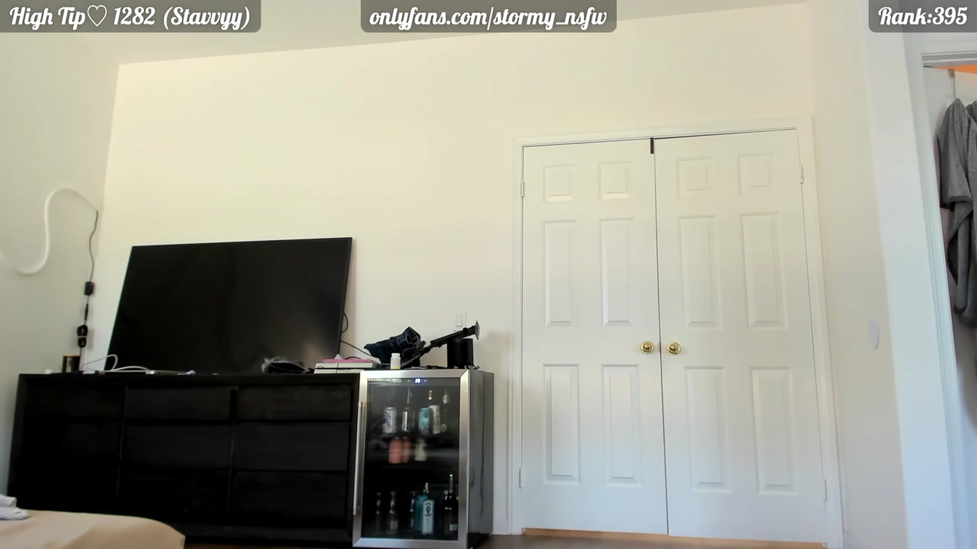 Gallery image thumbnail from Stormy's myfreecams stream on, 07/19/2023, 24:01 image 18 of 20