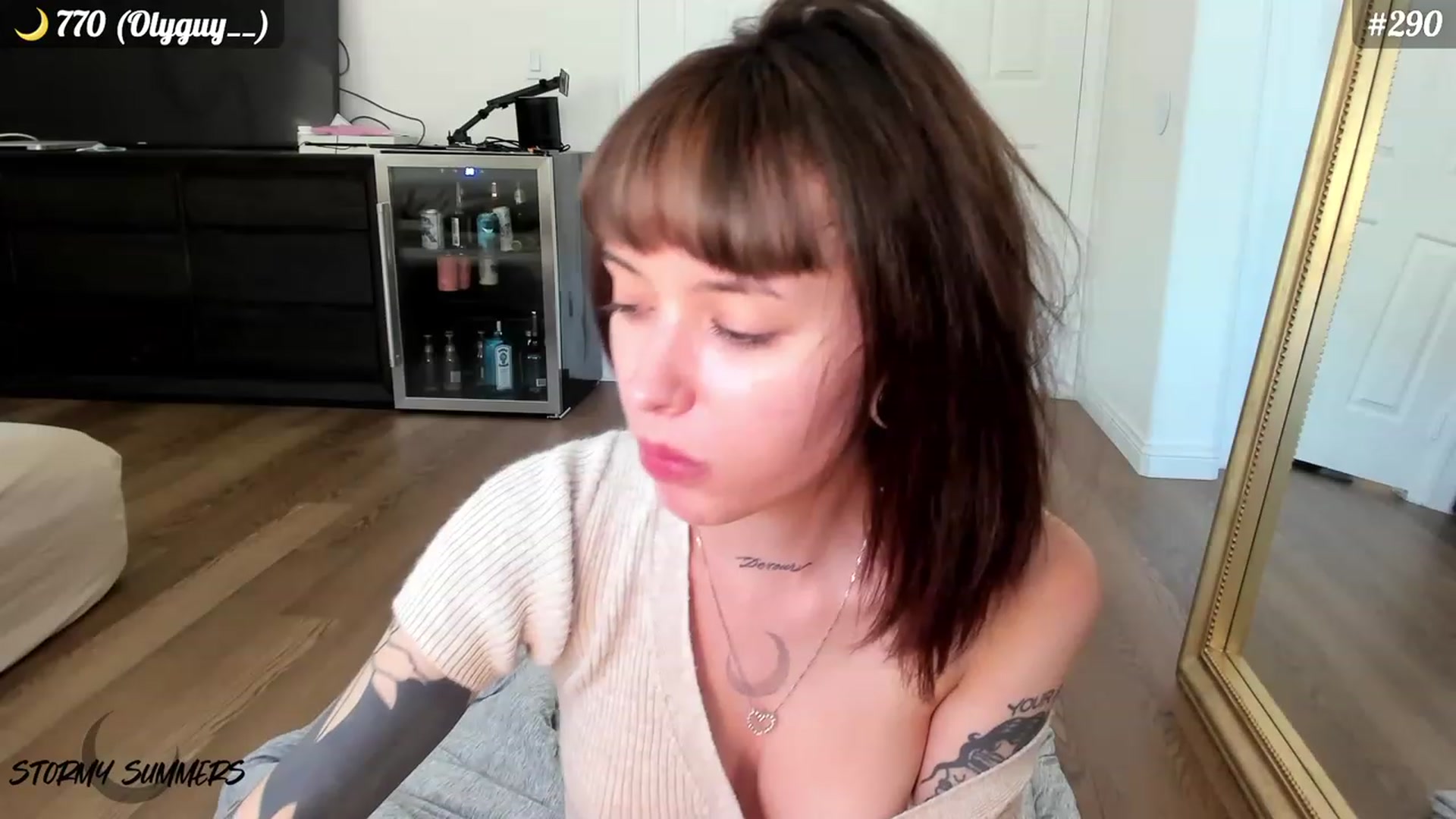 Gallery image thumbnail from Stormy's myfreecams stream on, 07/22/2023, 24:04 image 7 of 20