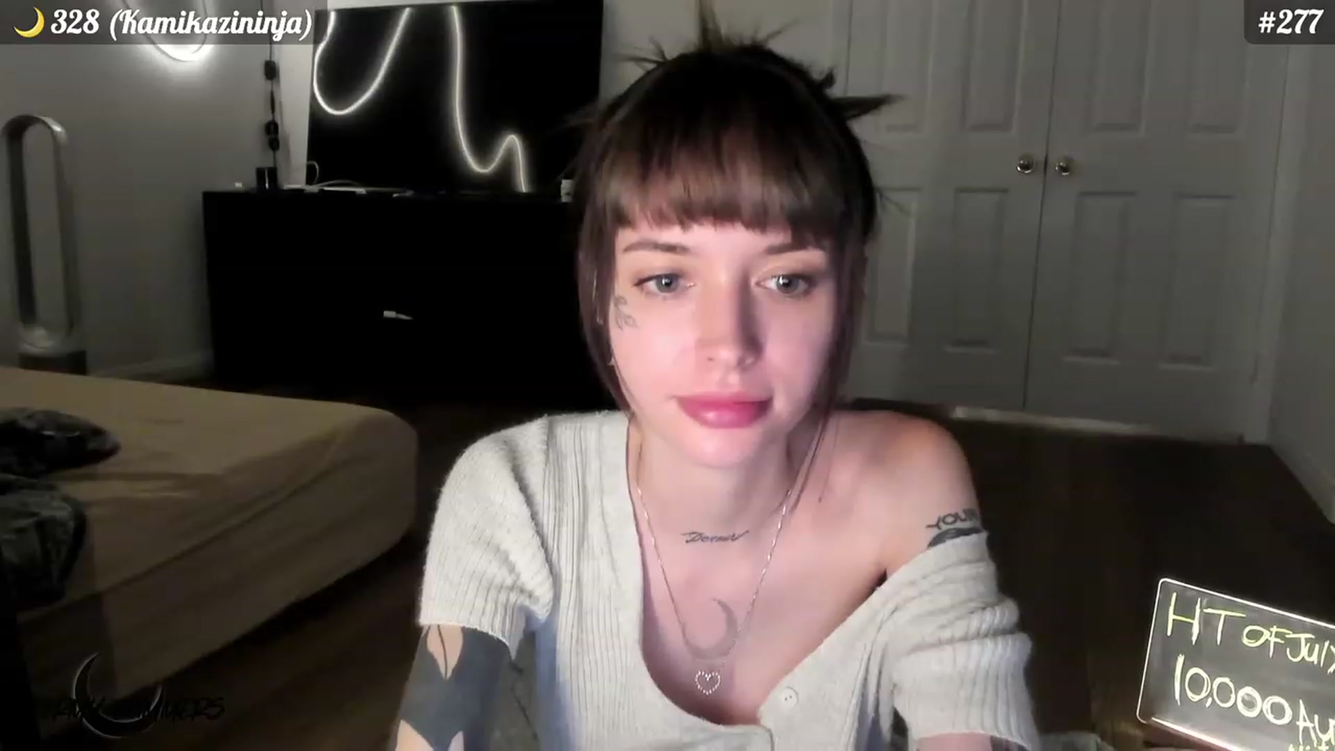 Gallery image thumbnail from Stormy's myfreecams stream on, 07/22/2023, 04:54 image 12 of 20