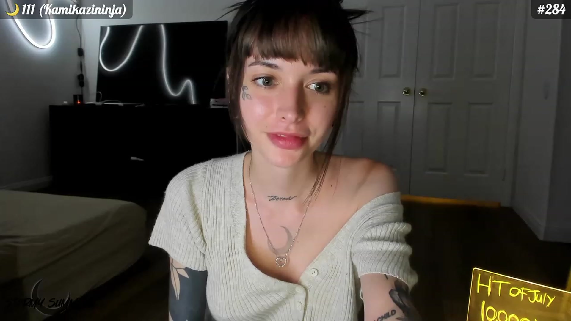 Gallery image thumbnail from Stormy's myfreecams stream on, 07/22/2023, 04:54 image 6 of 20