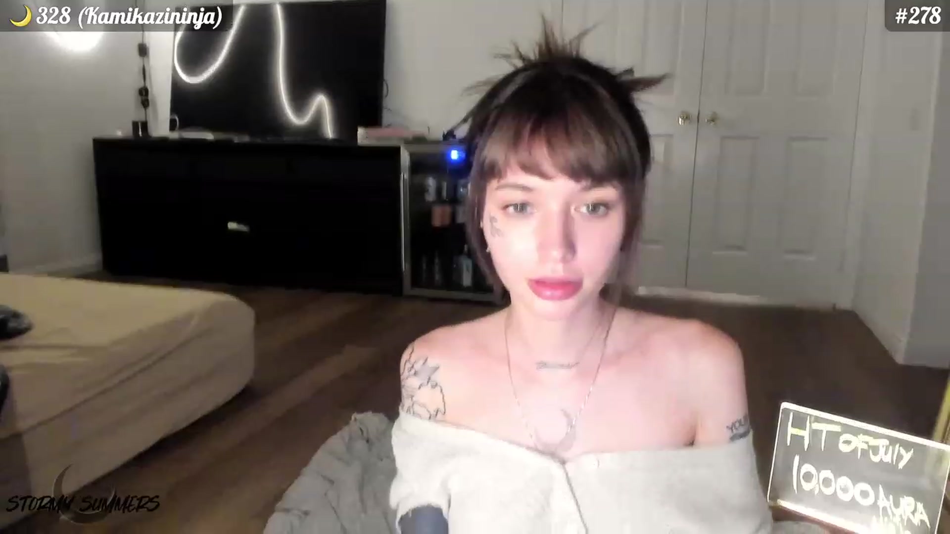 Gallery image thumbnail from Stormy's myfreecams stream on, 07/22/2023, 04:54 image 15 of 20