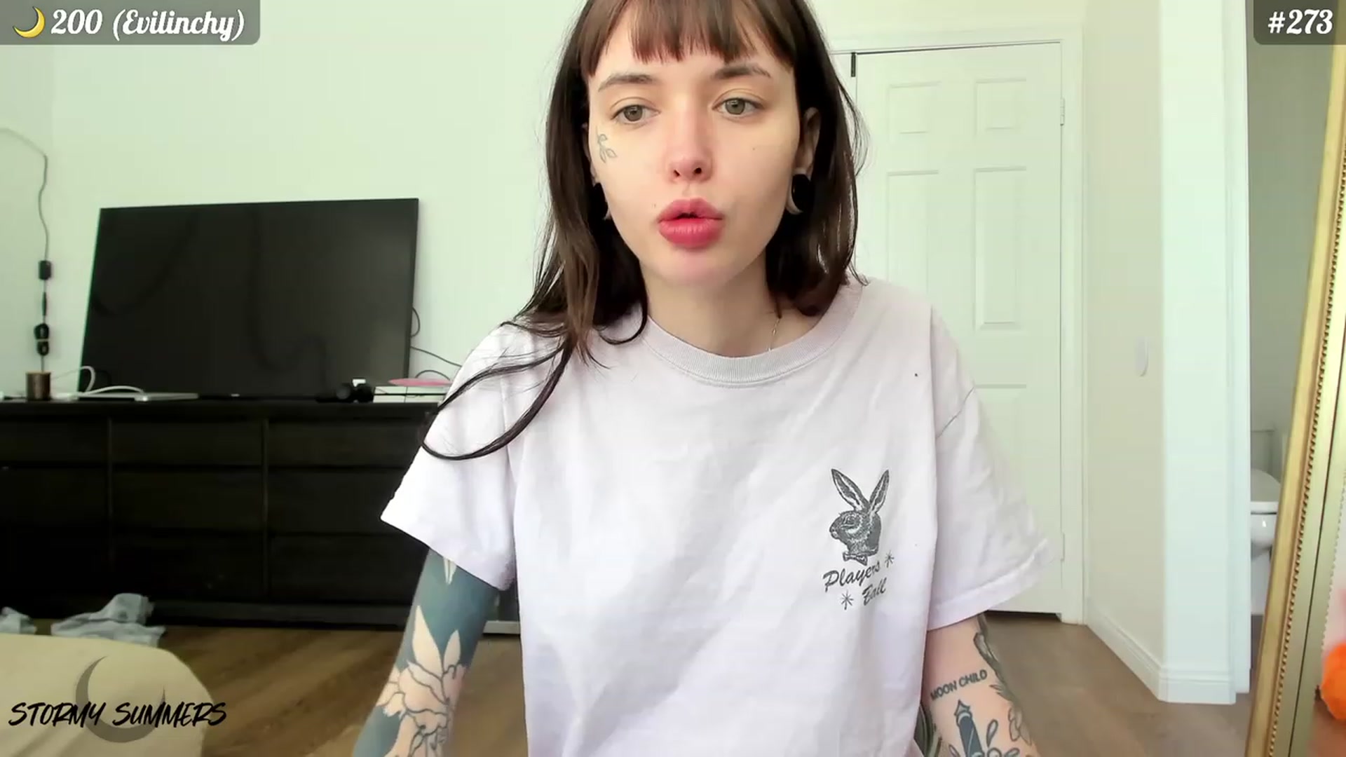 Gallery image thumbnail from Stormy's myfreecams stream on, 07/27/2023, 17:34 image 3 of 20
