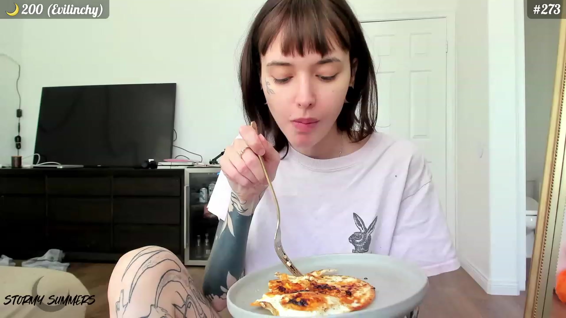 Gallery image thumbnail from Stormy's myfreecams stream on, 07/27/2023, 17:34 image 2 of 20
