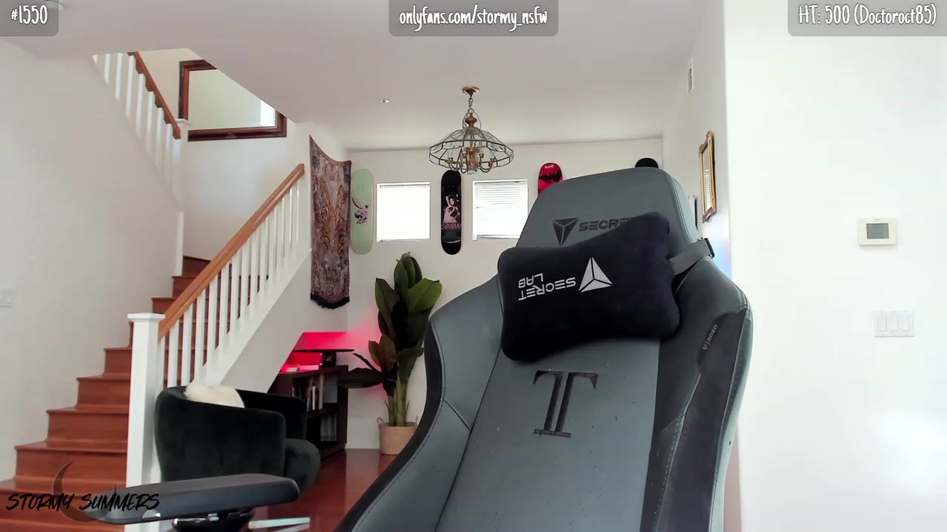 Gallery image thumbnail from Stormy's myfreecams stream on, 08/23/2023, 23:28 image 14 of 20
