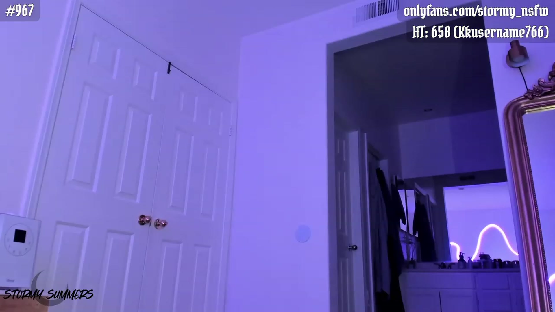 Gallery image thumbnail from Stormy's myfreecams stream on, 09/21/2023, 03:57 image 13 of 20