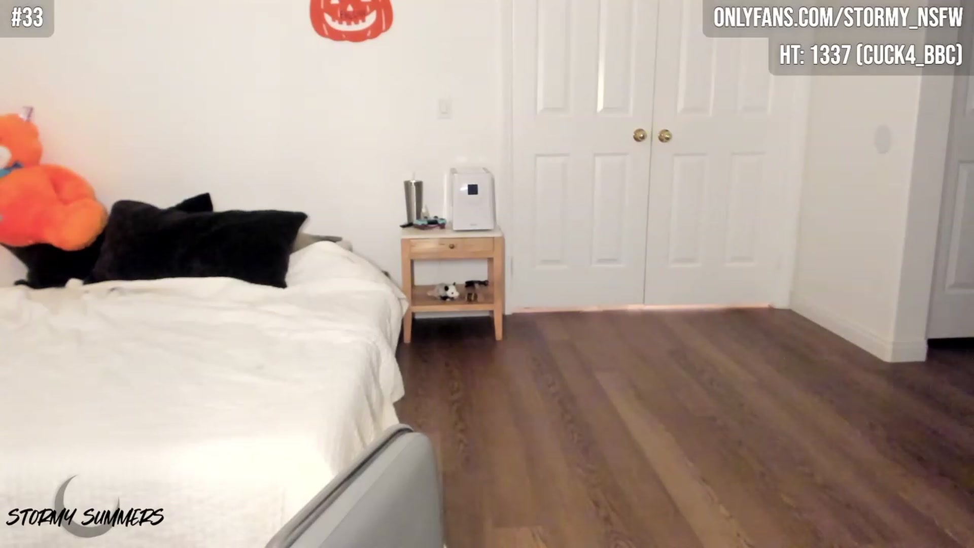 Gallery image thumbnail from Stormy's myfreecams stream on, 10/07/2023, 03:58 image 7 of 20