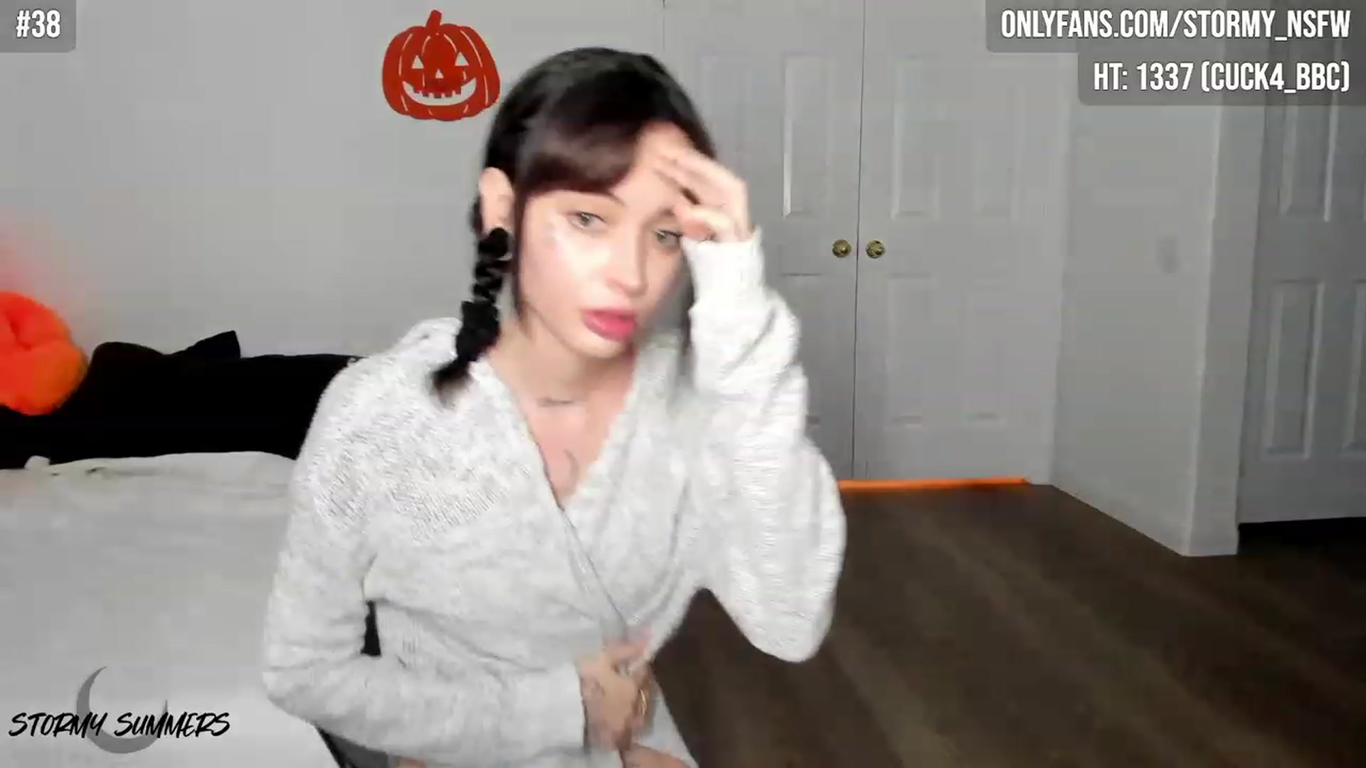 Gallery image thumbnail from Stormy's myfreecams stream on, 10/07/2023, 04:50 image 5 of 20