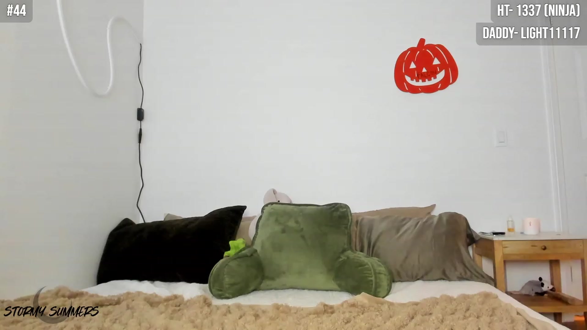 Gallery image thumbnail from Stormy's myfreecams stream on, 10/19/2023, 08:28 image 20 of 20