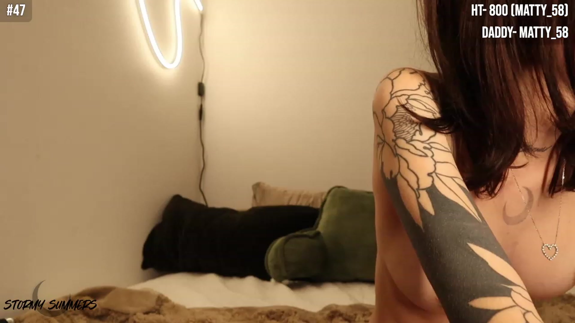 Gallery image thumbnail from Stormy's myfreecams stream on, 10/21/2023, 03:44 image 19 of 20