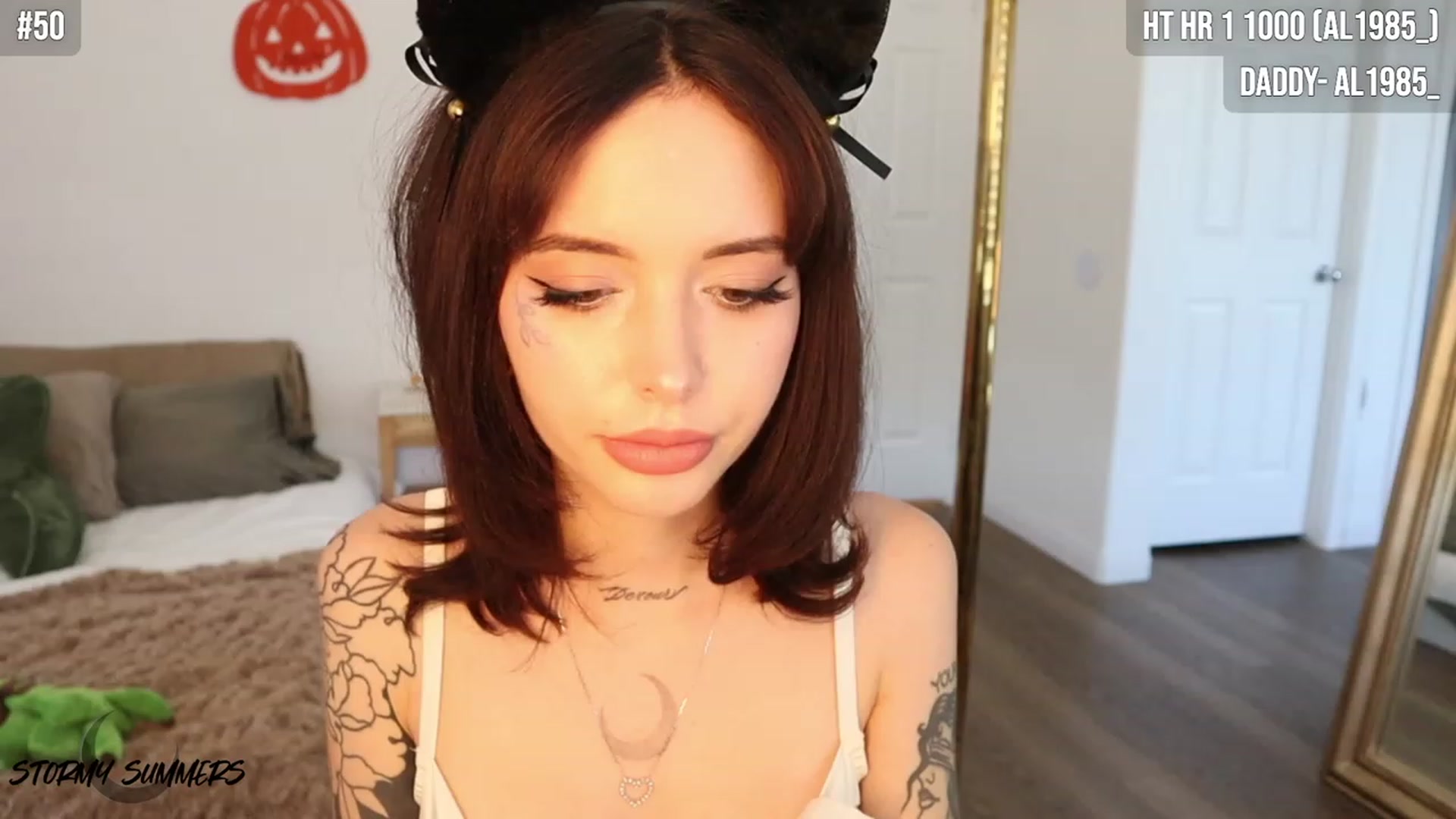 Gallery image thumbnail from Stormy's myfreecams stream on, 10/21/2023, 22:35 image 10 of 20
