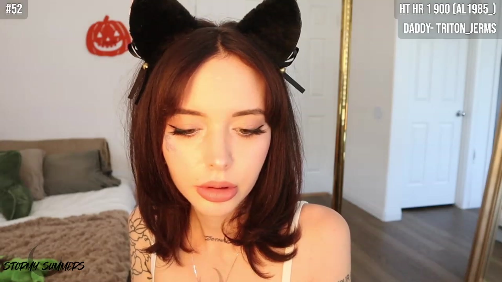 Gallery image thumbnail from Stormy's myfreecams stream on, 10/21/2023, 22:35 image 6 of 20