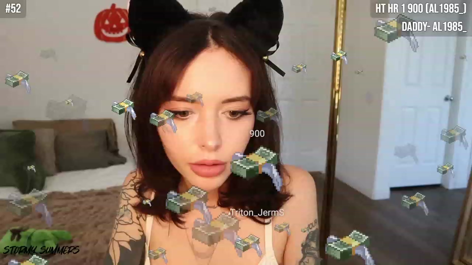 Gallery image thumbnail from Stormy's myfreecams stream on, 10/21/2023, 22:35 image 1 of 20