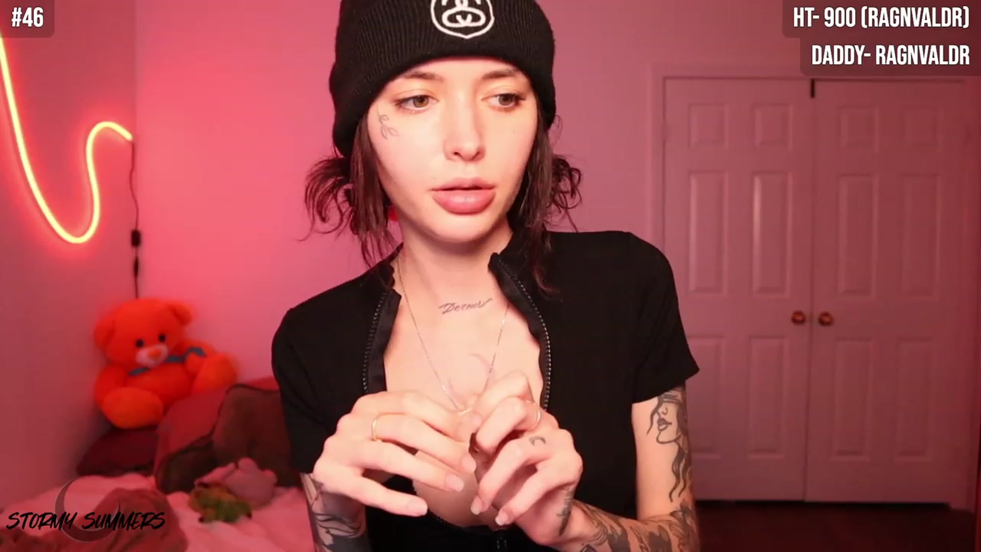 Gallery image thumbnail from Stormy's myfreecams stream on, 10/25/2023, 03:19 image 9 of 20