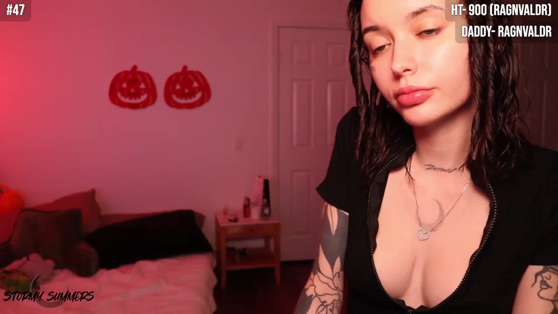 Gallery image thumbnail from Stormy's myfreecams stream on, 10/25/2023, 07:29 image 4 of 20