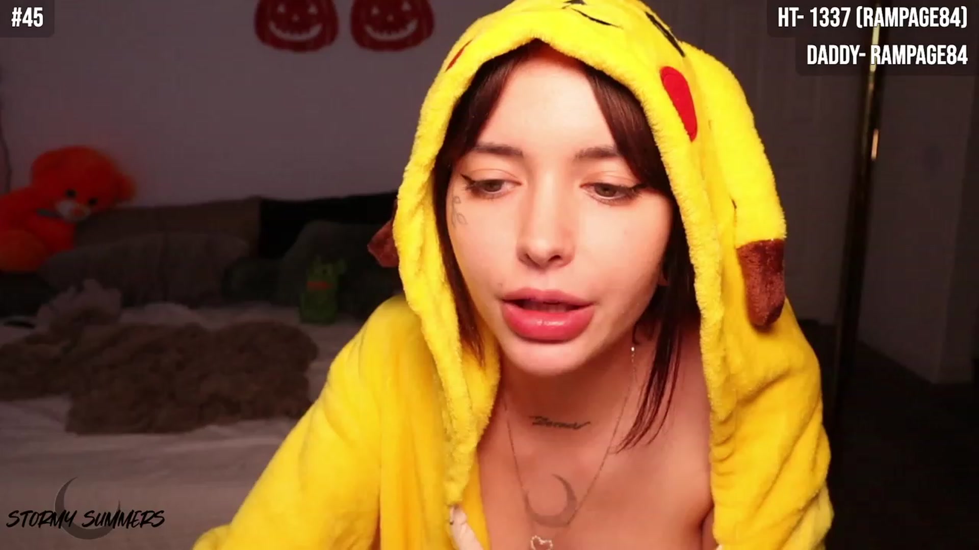 Gallery image thumbnail from Stormy's myfreecams stream on, 10/26/2023, 07:59 image 16 of 20