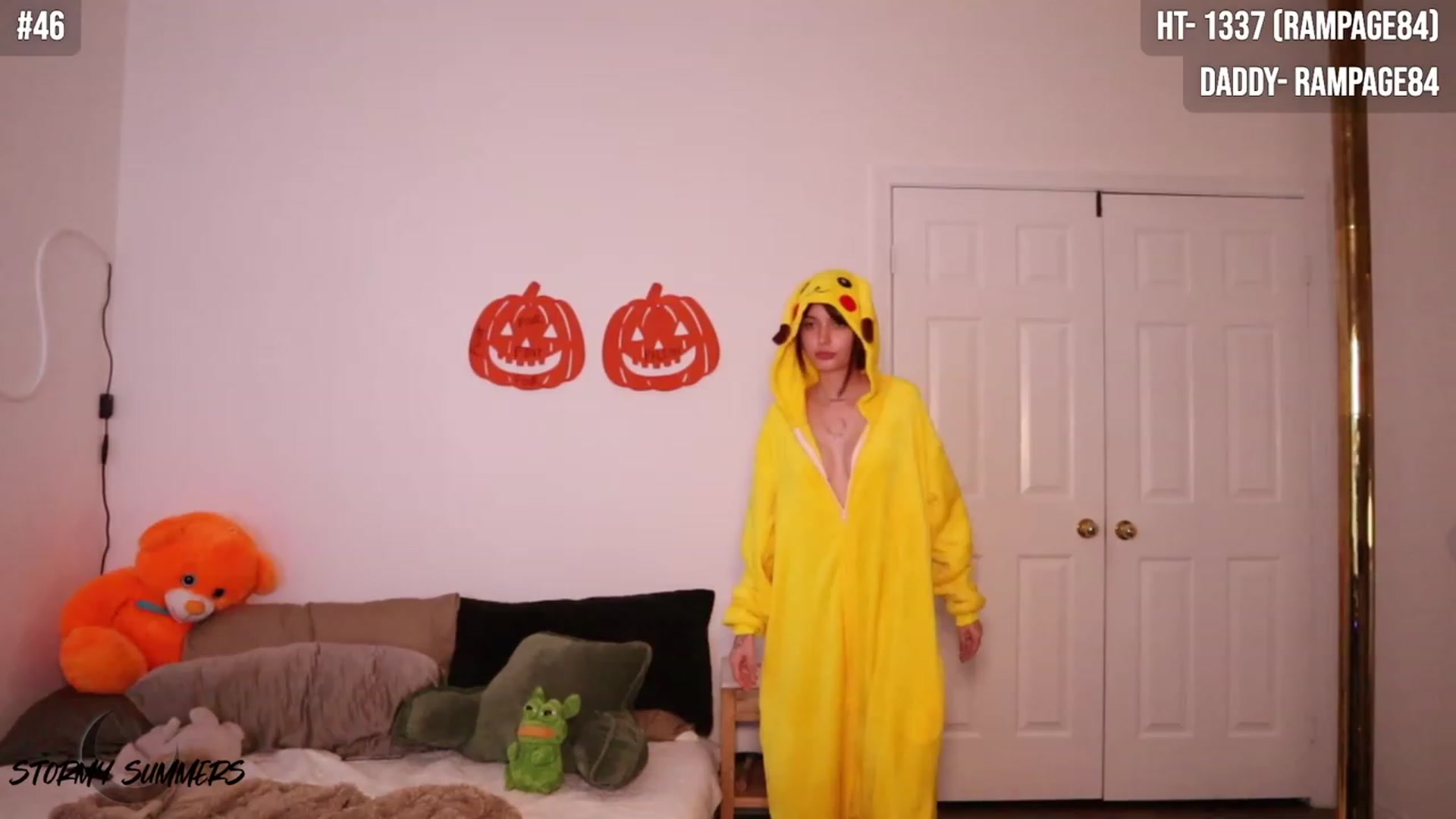 Gallery image thumbnail from Stormy's myfreecams stream on, 10/26/2023, 07:59 image 8 of 20