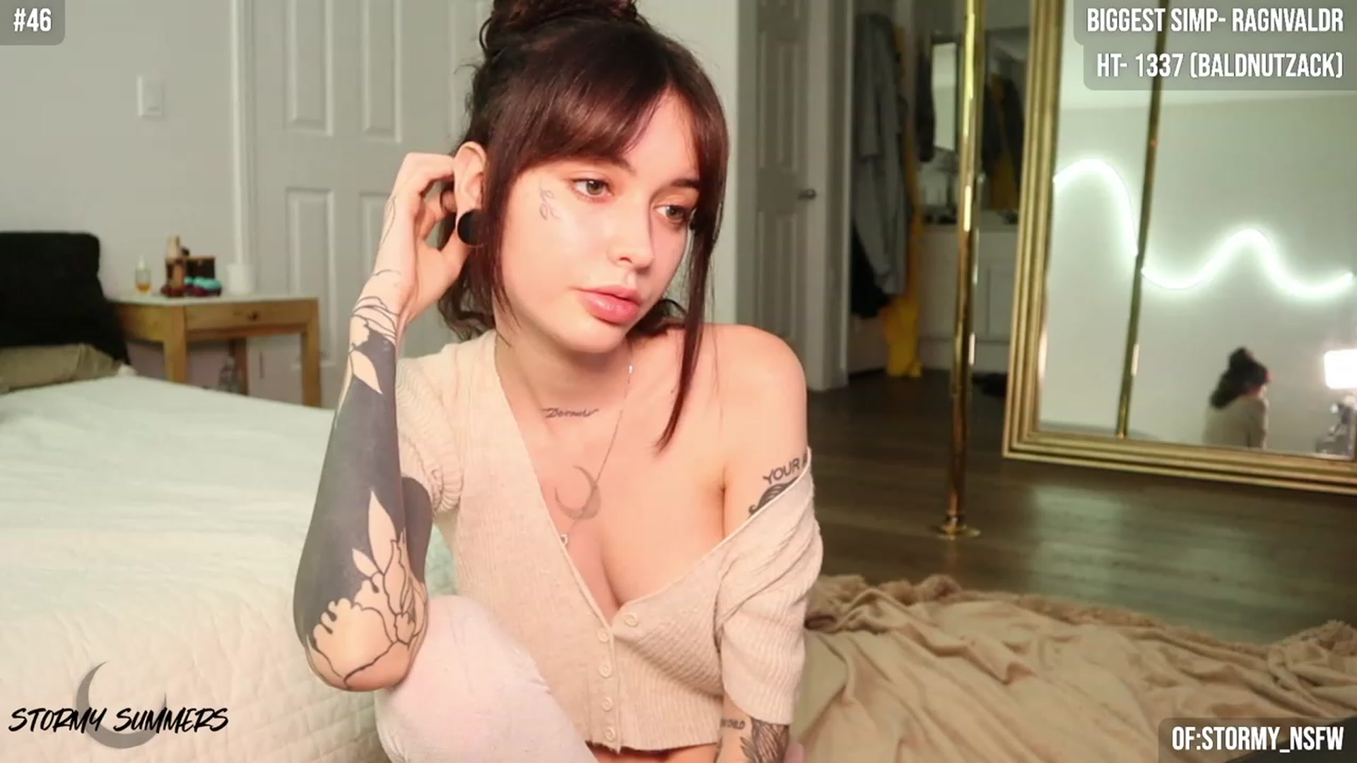 Gallery image thumbnail from Stormy's myfreecams stream on, 10/28/2023, 05:56 image 14 of 20