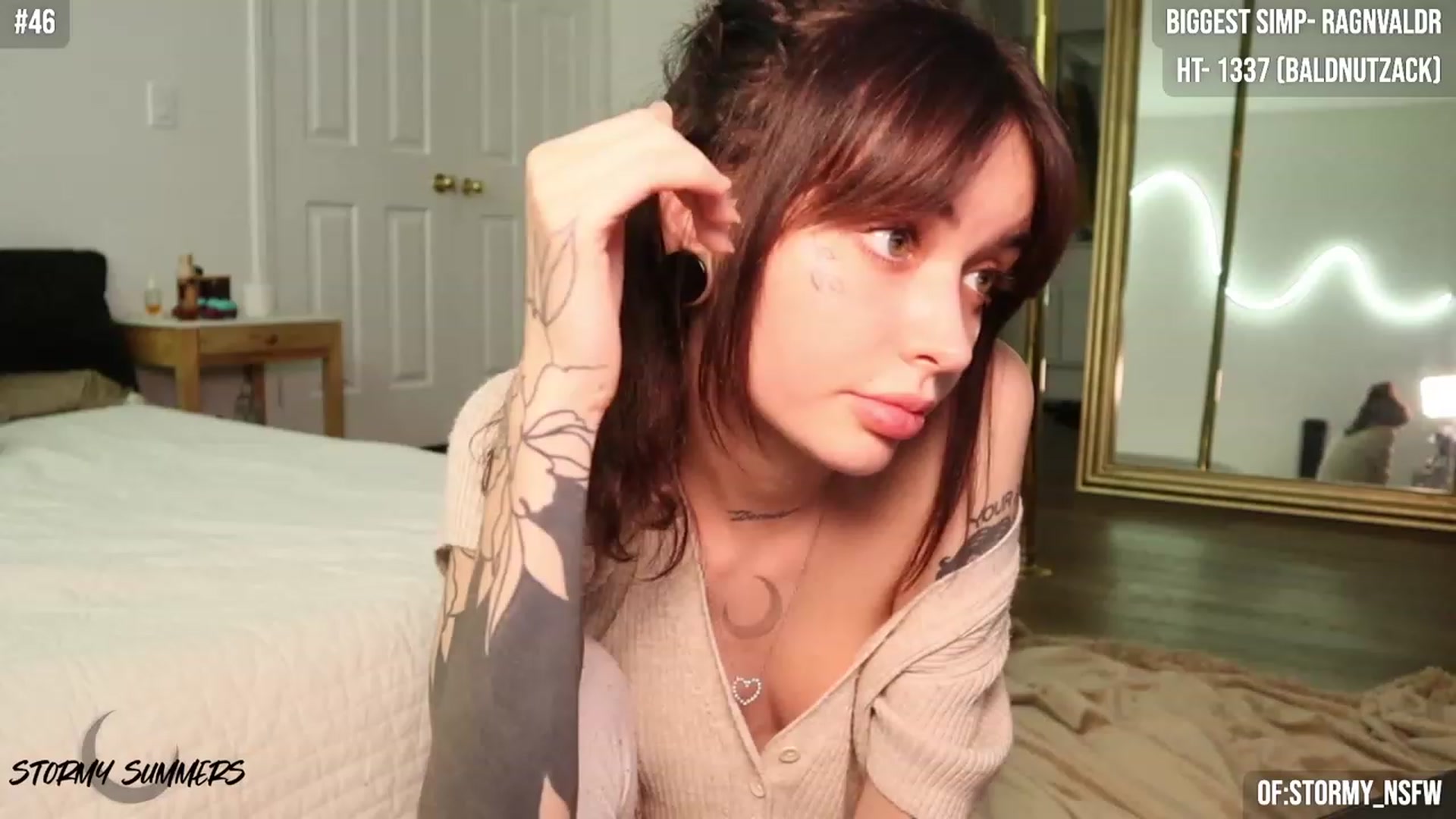 Gallery image thumbnail from Stormy's myfreecams stream on, 10/28/2023, 05:56 image 12 of 20