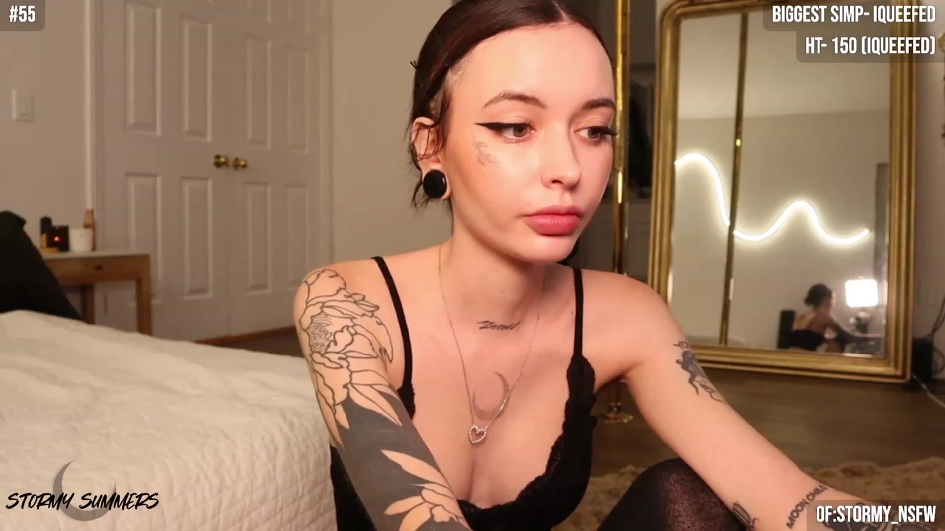 Gallery image thumbnail from Stormy's myfreecams stream on, 10/31/2023, 03:02 image 15 of 20