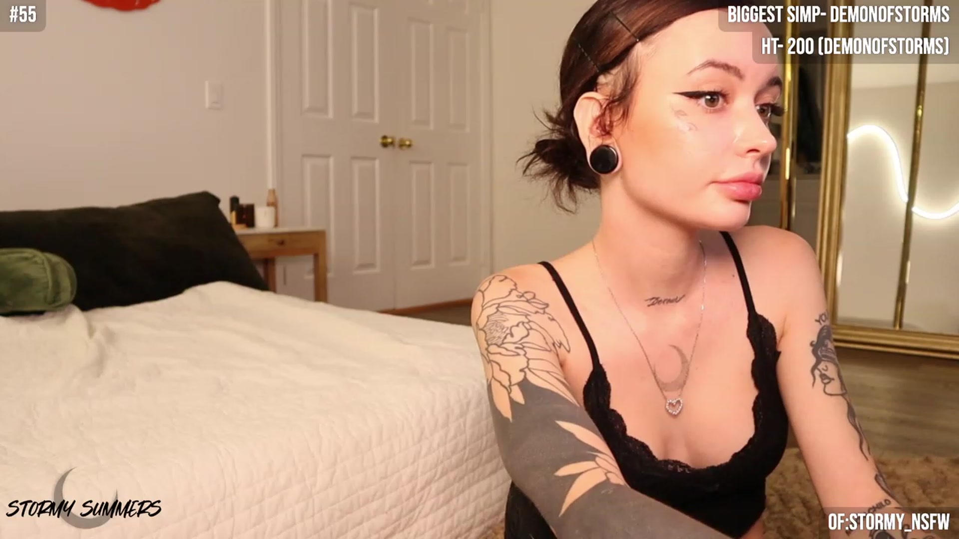 Gallery image thumbnail from Stormy's myfreecams stream on, 10/31/2023, 04:57 image 17 of 20