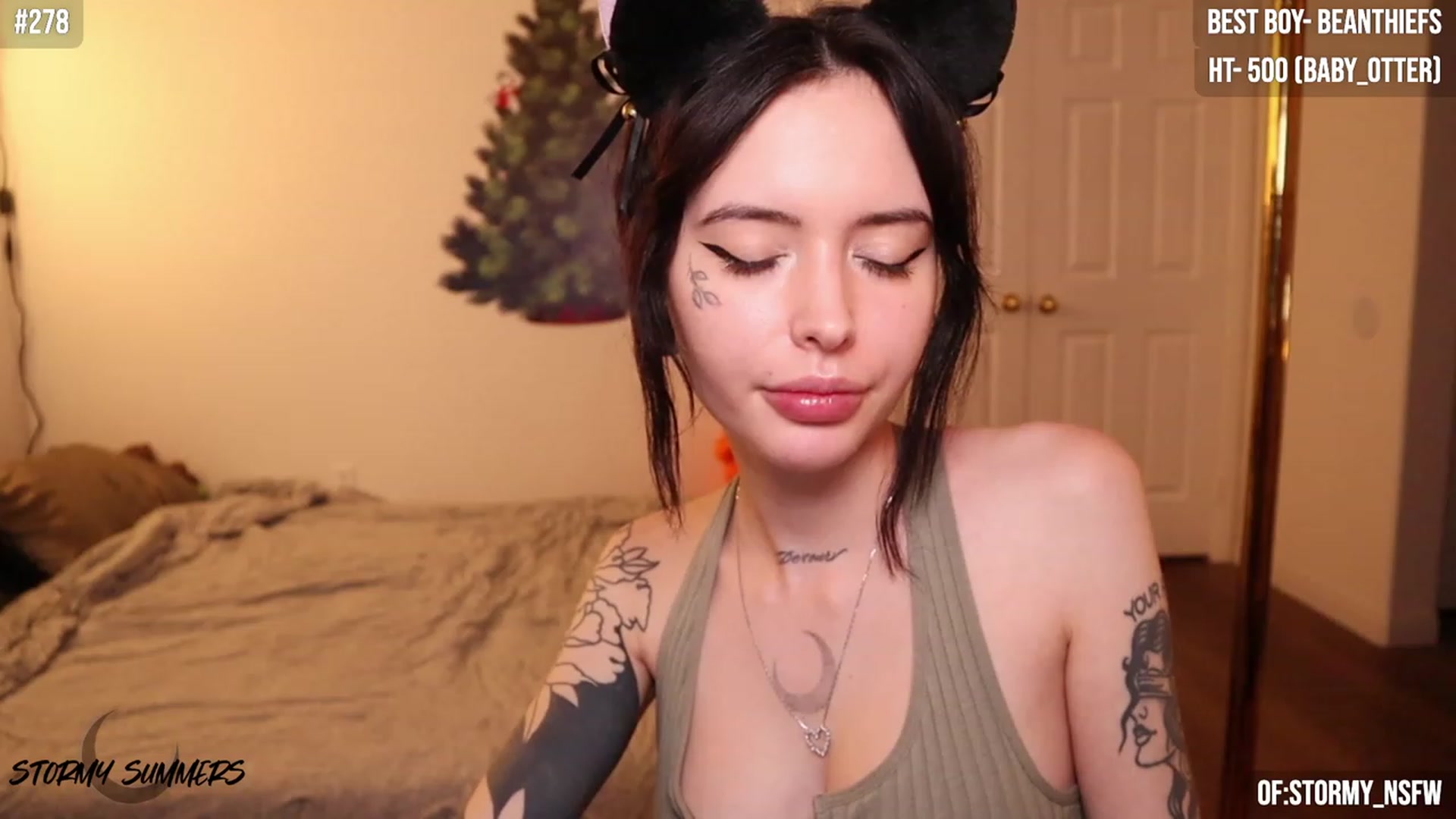 Gallery image thumbnail from Stormy's myfreecams stream on, 12/03/2023, 04:34 image 16 of 20