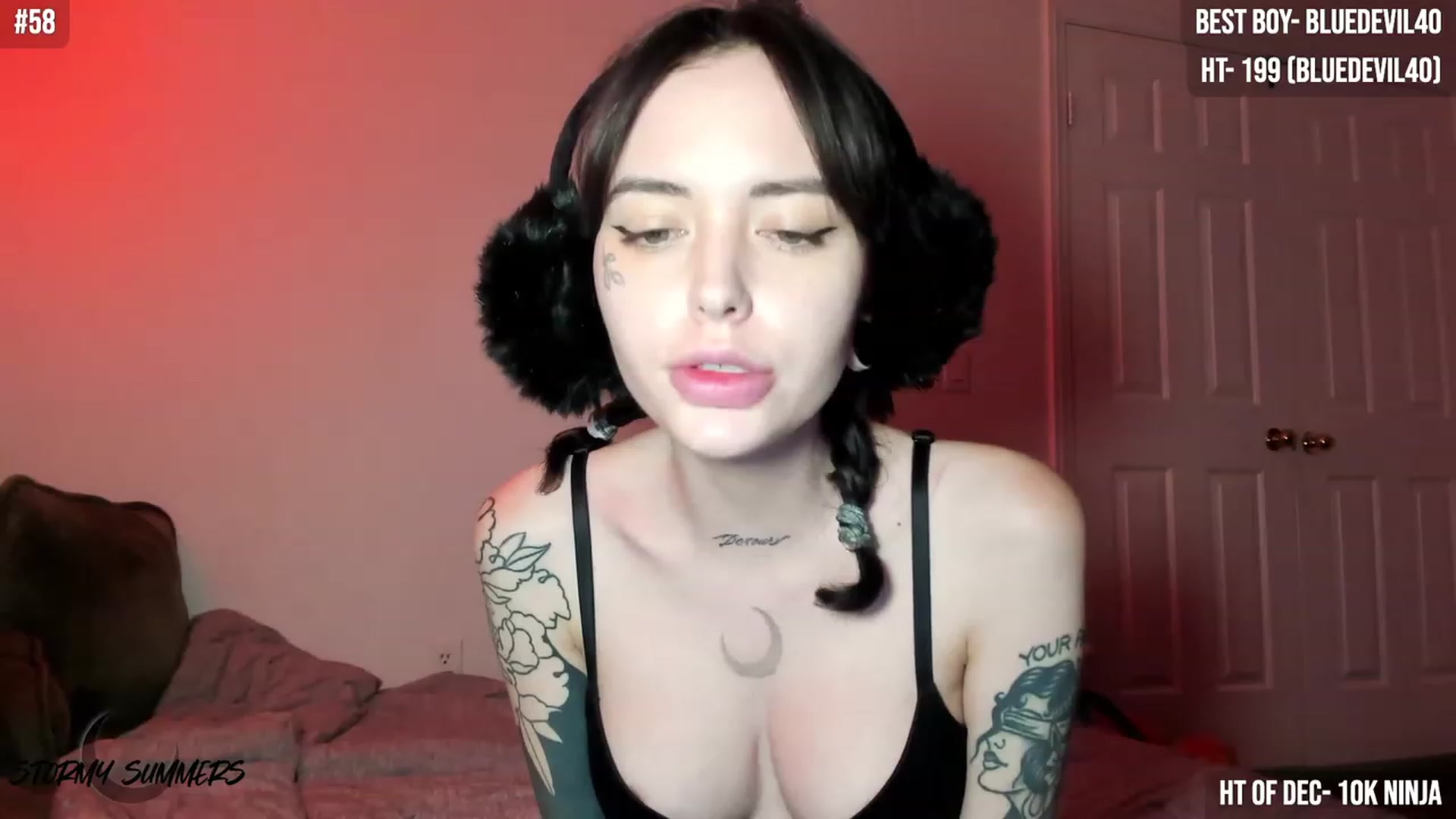 Gallery image thumbnail from Stormy's myfreecams stream on, 12/05/2023, 05:13 image 9 of 20