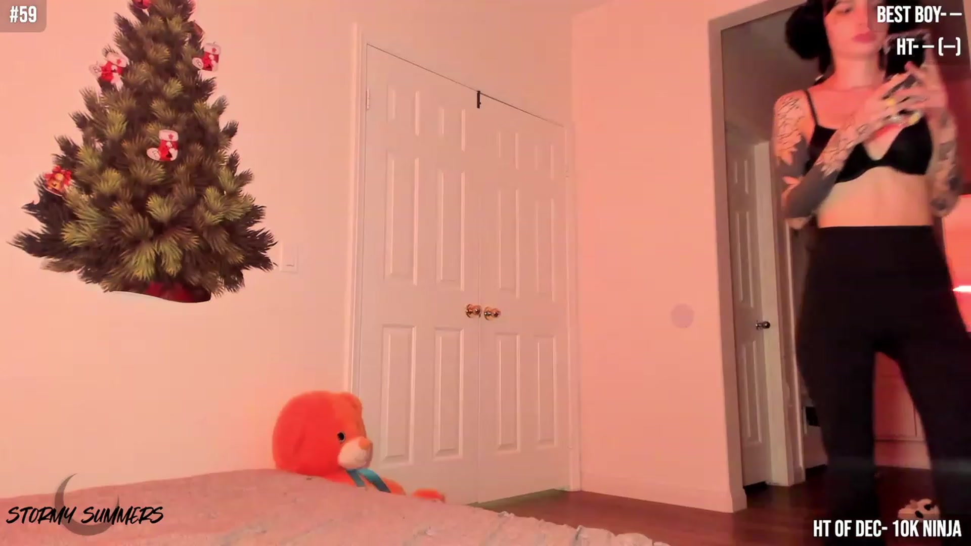 Gallery image thumbnail from Stormy's myfreecams stream on, 12/05/2023, 05:13 image 5 of 20