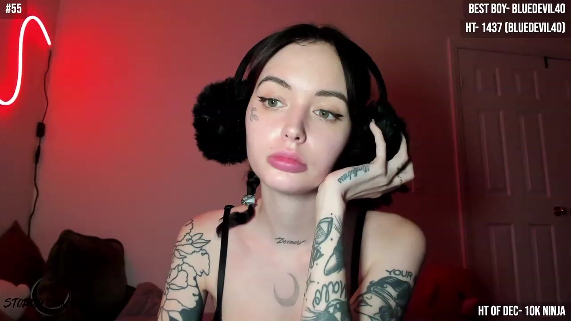 Gallery image thumbnail from Stormy's myfreecams stream on, 12/05/2023, 06:23 image 15 of 20