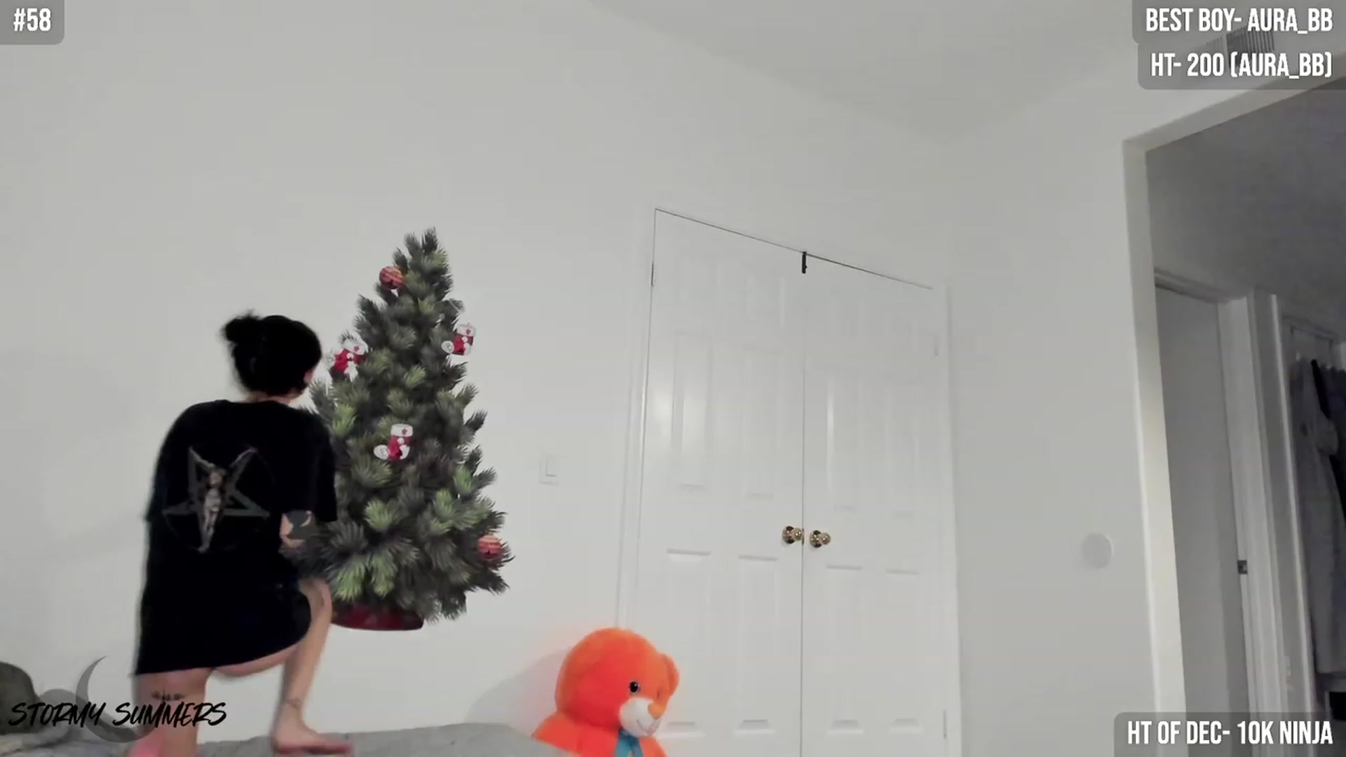 Gallery image thumbnail from Stormy's myfreecams stream on, 12/08/2023, 06:11 image 4 of 20
