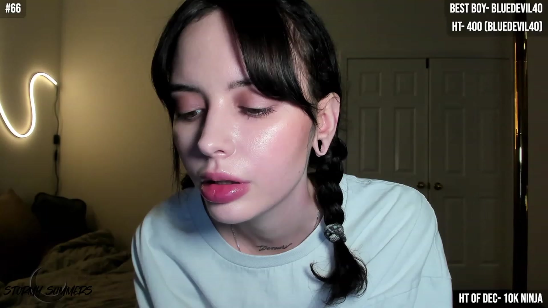 Gallery image thumbnail from Stormy's myfreecams stream on, 12/10/2023, 04:36 image 14 of 20