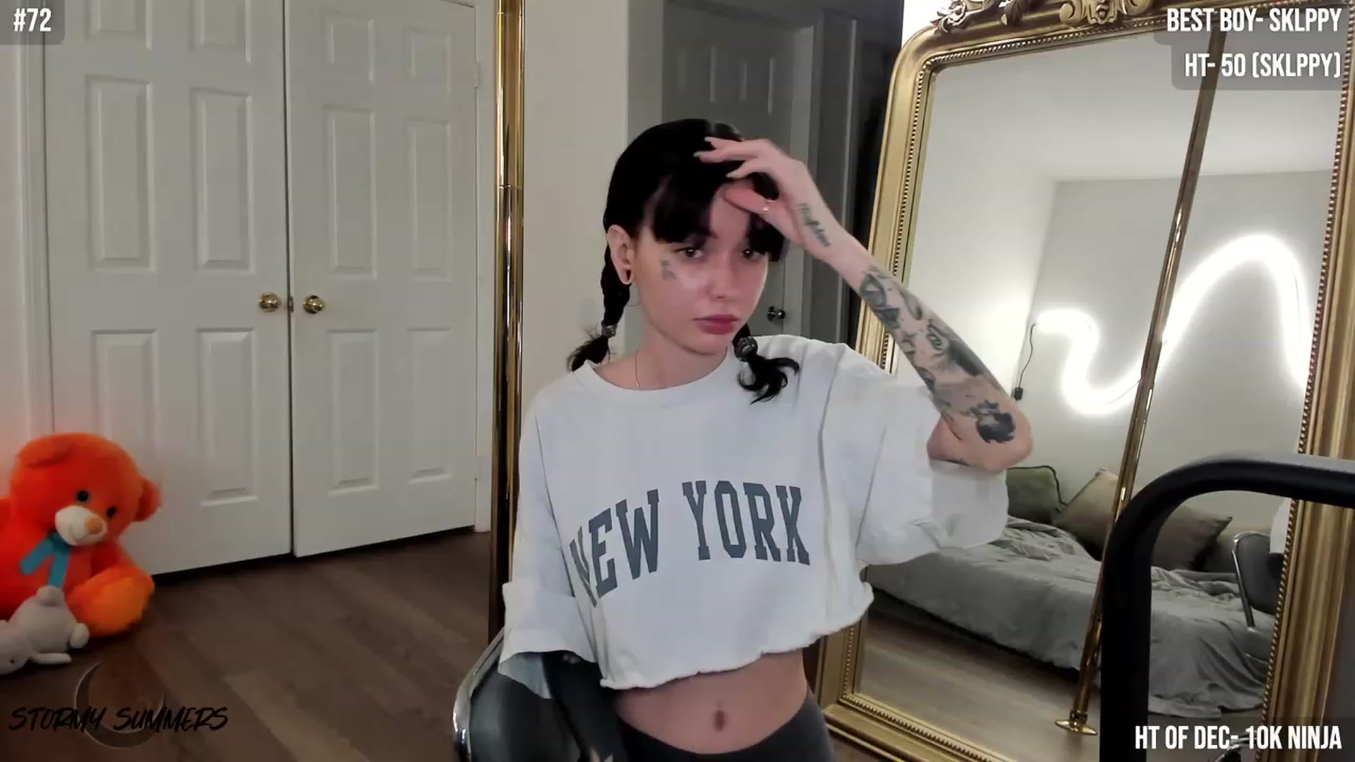 Gallery image thumbnail from Stormy's myfreecams stream on, 12/10/2023, 04:36 image 3 of 20