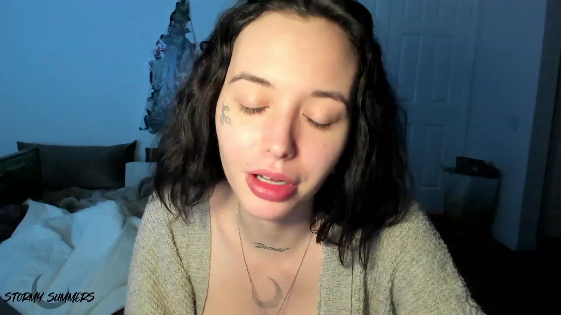 Gallery image thumbnail from Stormy's myfreecams stream on, 12/20/2023, 08:10 image 20 of 20