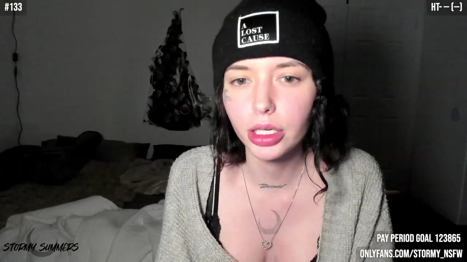 Gallery image thumbnail from Stormy's myfreecams stream on, 12/21/2023, 06:48 image 4 of 20