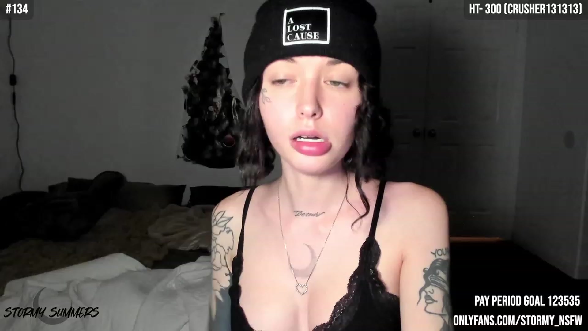 Gallery image thumbnail from Stormy's myfreecams stream on, 12/21/2023, 06:48 image 17 of 20