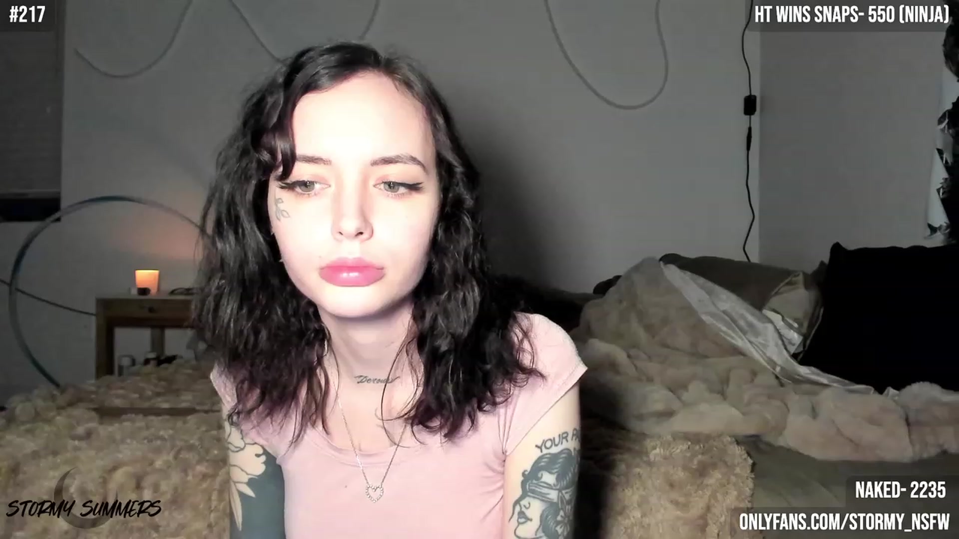 Gallery image thumbnail from Stormy's myfreecams stream on, 12/28/2023, 07:50 image 4 of 20