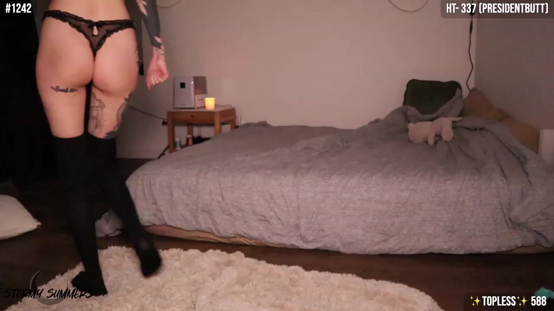 Gallery image thumbnail from Stormy's myfreecams stream on, 01/07/2024, 05:42 image 15 of 20