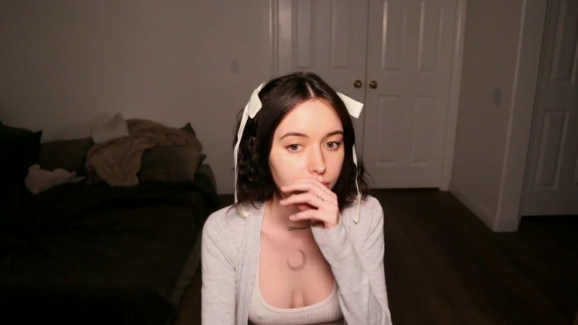 Gallery image thumbnail from Stormy's myfreecams stream on, 03/07/2024, 02:34 image 5 of 20