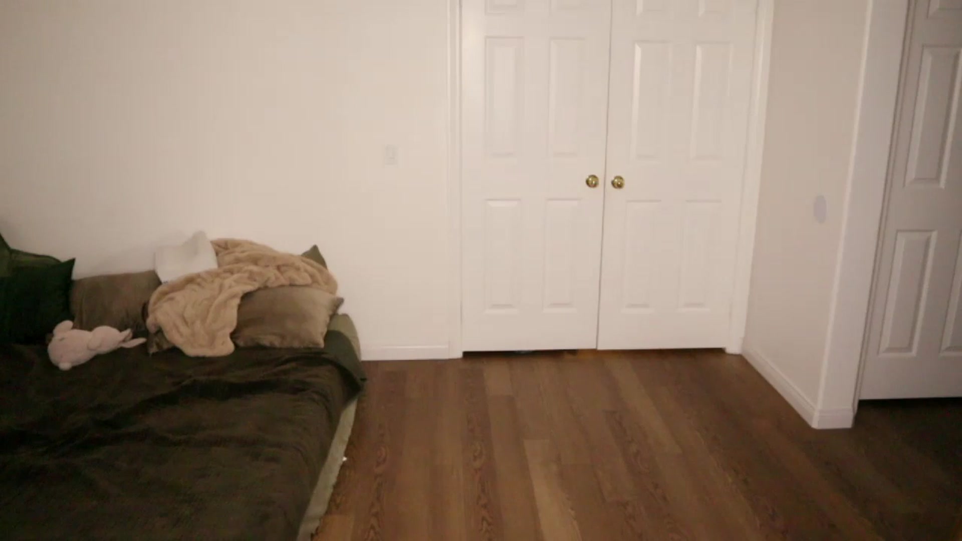 Gallery image thumbnail from Stormy's myfreecams stream on, 03/07/2024, 02:34 image 14 of 20