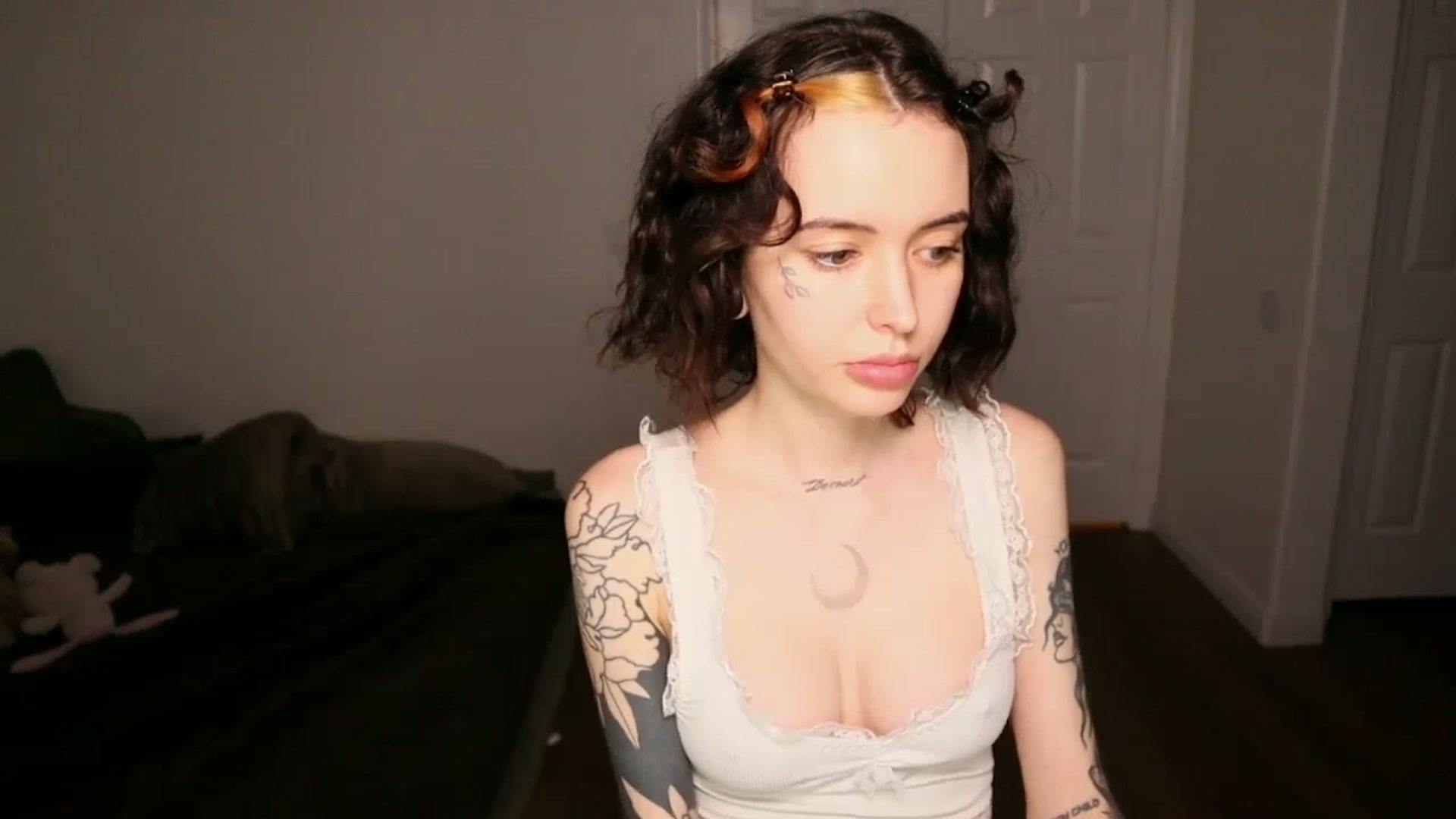 Gallery image thumbnail from Stormy's myfreecams stream on, 03/09/2024, 03:35 image 19 of 20